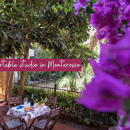 Il Giardino Di Ada Ground Floor Studio With Ac And Patio Monterosso al Mare Luaran gambar