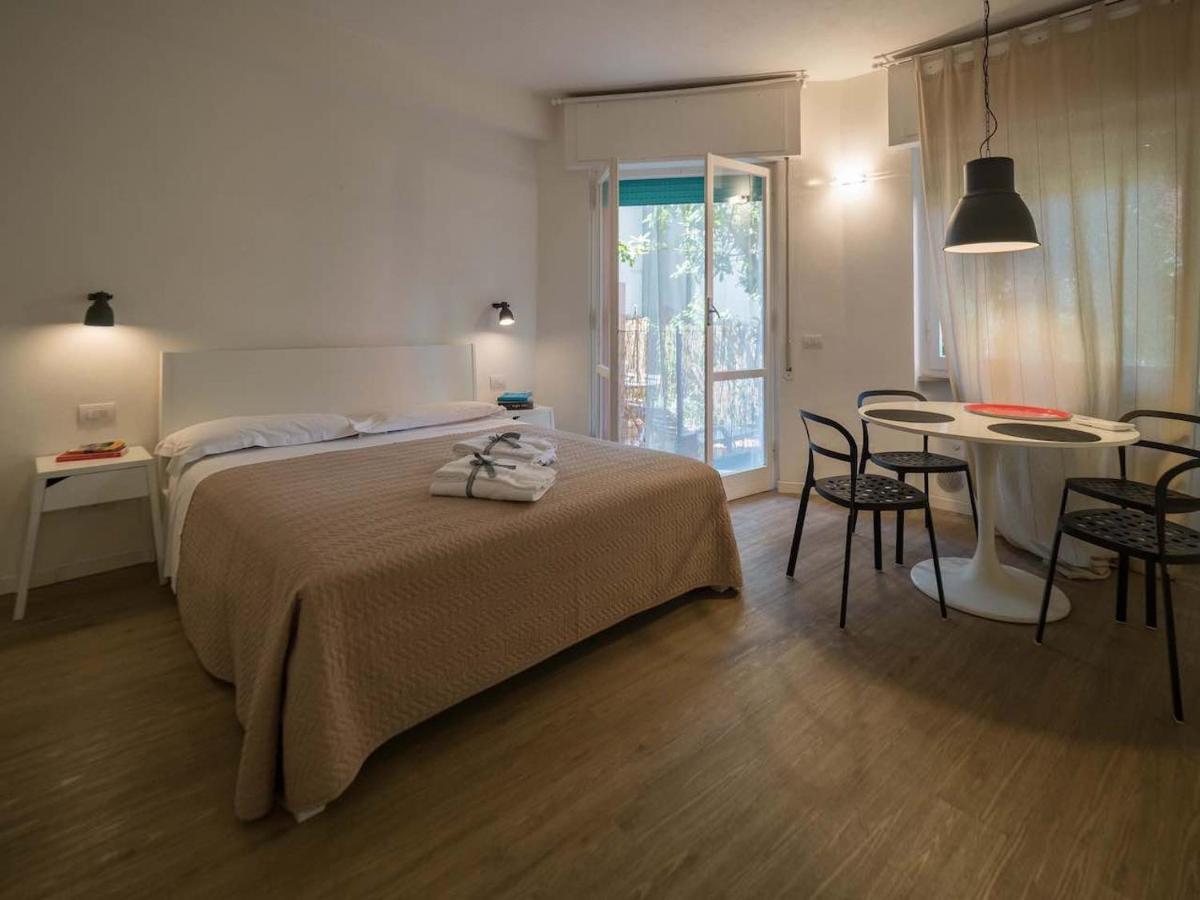 Il Giardino Di Ada Ground Floor Studio With Ac And Patio Monterosso al Mare Luaran gambar